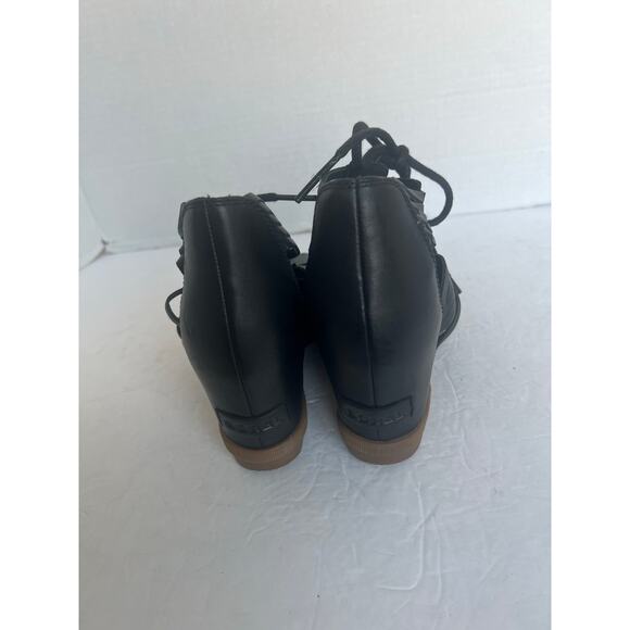 Sorel Joanie I| Black Leather Lace Up Wedge with Rugged Rubber Sole Sandals Sz 9 - Picture 6 of 10